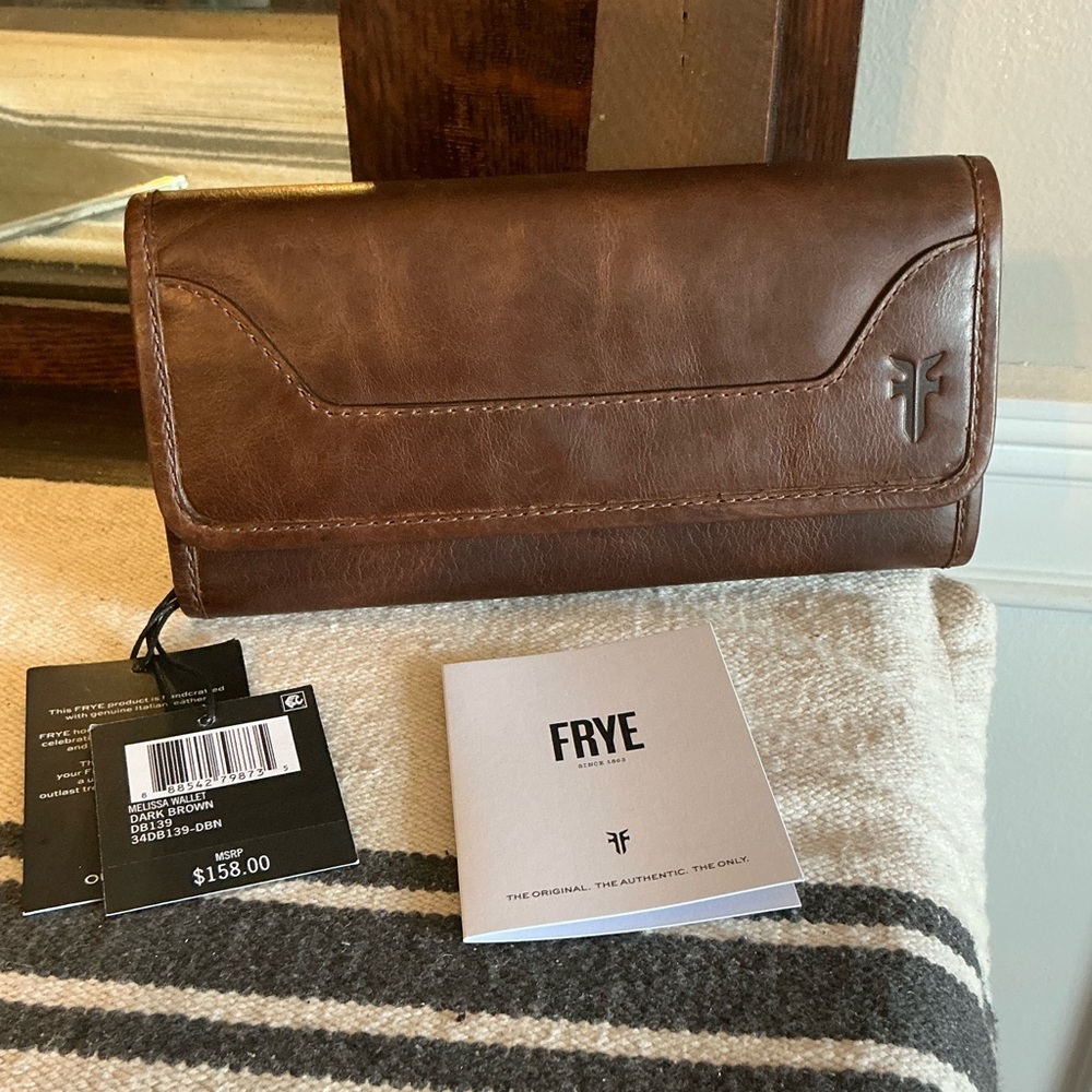 NWT Frye Leather Melissa Trifold Continental Snap Wallet Dark Brown $158 - Picture 1 of 12